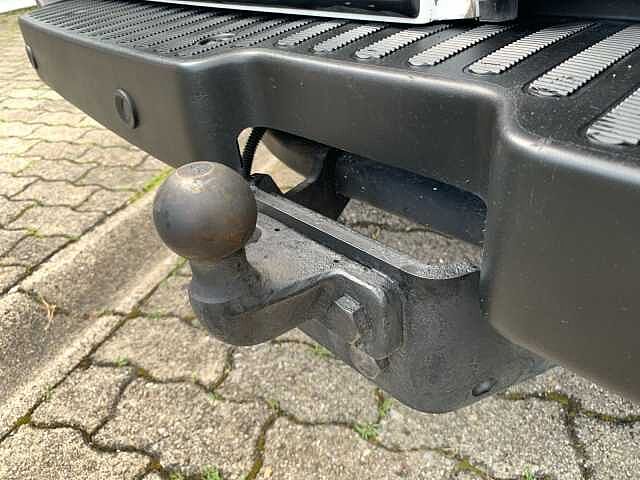 Nissan NV400 L2H2 Comfort Navi Kamera PDC DAB AHK 3,5 to. L2H2 Comfort Navi Kamera PDC DAB AHK 3,5 to.