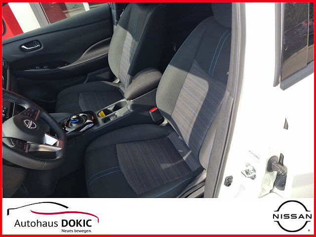 Nissan Leaf N-Connecta 40kWh 150PS Winter Allwetter N-Connecta 40kWh 150PS Winter Allwetter