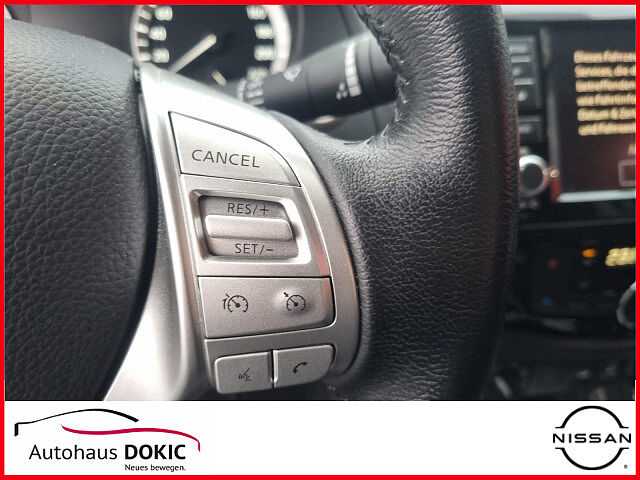 Nissan Navara N-Guard Double Cab 4x4 AT Seilwinde AHK N-Guard Double Cab 4x4 AT Seilwinde AHK