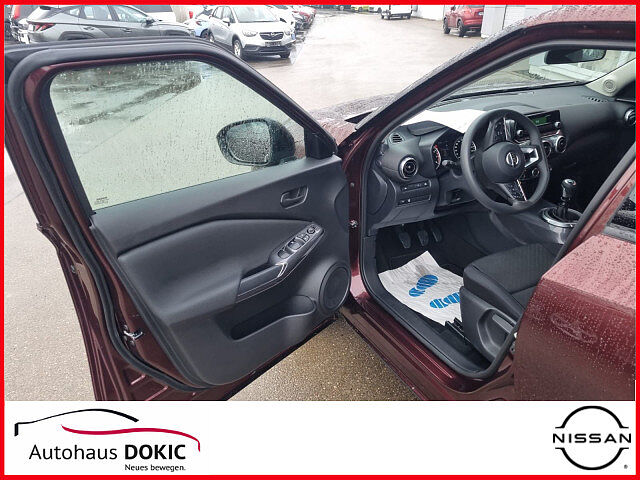Nissan Juke Visia 1.0 DIG-T 6MT DAB Klima LED Visia 1.0 DIG-T 6MT DAB Klima LED