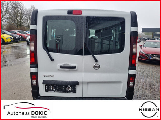Nissan NV300 Kombi L1H1 2,7t COMFORT 9-Sitzer AHK Navi Kombi L1H1 2,7t COMFORT 9-Sitzer AHK Navi