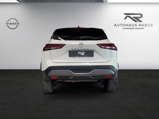 Nissan Qashqai 1.3 AT N-Connecta Navi SHZ 360&deg; Tech PDC 1.3 AT N-Connecta Navi SHZ 360&deg; Tech PDC