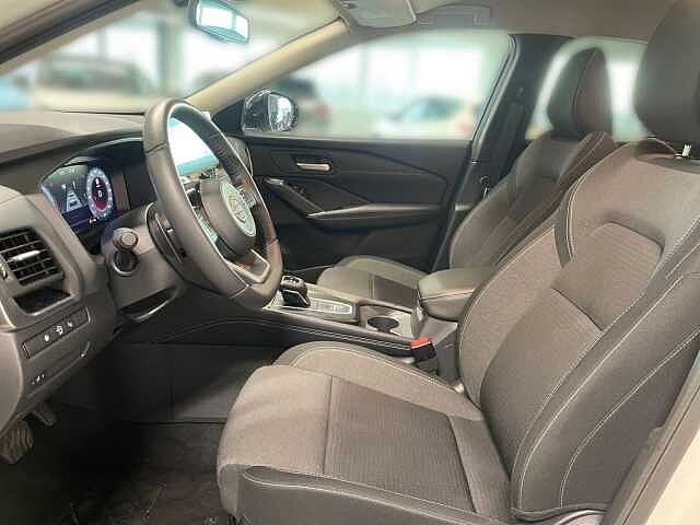 Nissan Qashqai 1.3 AT N-Connecta Navi SHZ 360&deg; Tech PDC 1.3 AT N-Connecta Navi SHZ 360&deg; Tech PDC