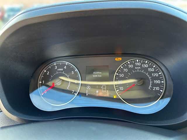 Nissan NV400 L2H2 35 Comfort Navi R-Kamera PDC Bluetooth L2H2 35 Comfort Navi R-Kamera PDC Bluetooth