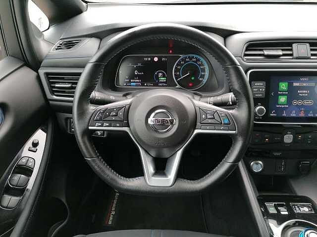 Nissan Leaf N-Connecta 40 kWh Navi 360&deg;Kamera DAB PDC