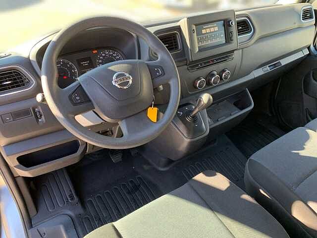 Nissan NV400 L2H2 35 AT Comfort Navi Schwingsitz PDC AHK