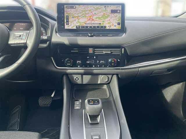Nissan Qashqai 1.3 N-Connecta AT SHZ DAB 360&deg;
