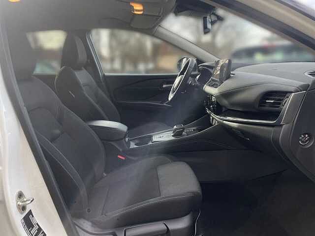 Nissan Qashqai 1.3 N-Connecta AT SHZ DAB 360&deg;