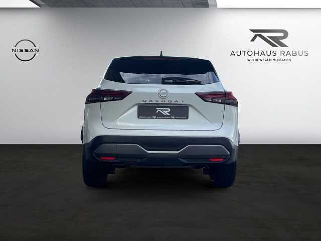 Nissan Qashqai 1.3 N-Connecta AT SHZ DAB 360&deg;