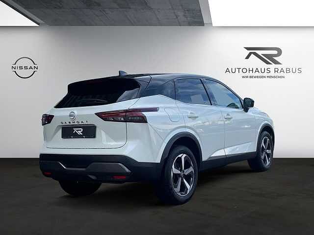 Nissan Qashqai 1.3 N-Connecta AT SHZ DAB 360&deg;