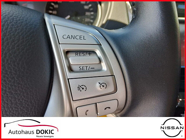 Nissan Qashqai Acenta 1.6 163PS 6MT Navi Cam DAB