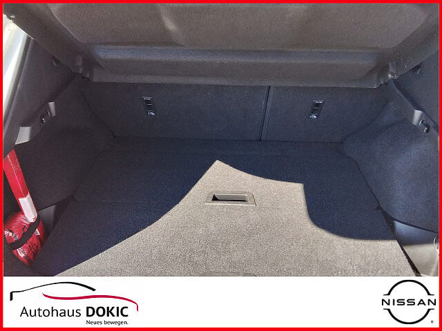 Nissan Qashqai Acenta 1.6 163PS 6MT Navi Cam DAB