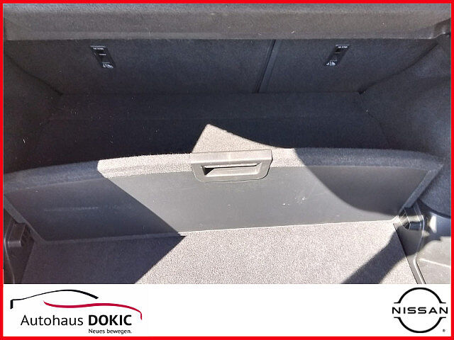 Nissan Qashqai Acenta 1.6 163PS 6MT Navi Cam DAB