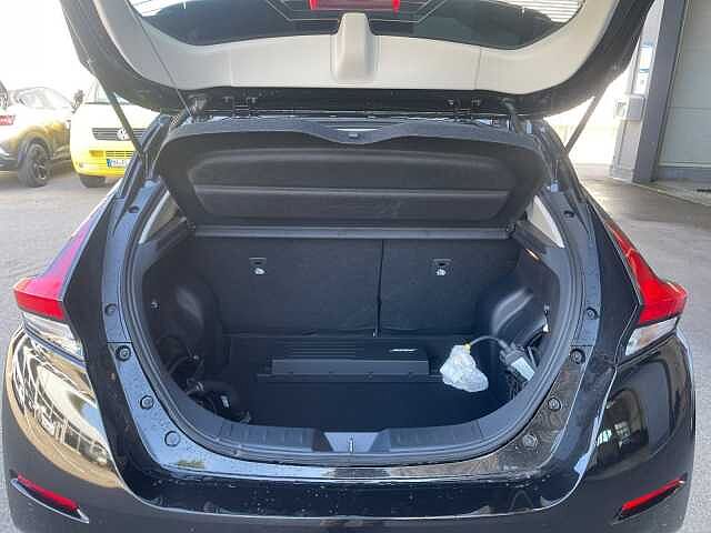 Nissan Leaf 39 kWh LED 360&deg; Kamera Navi Klima Tekna 360