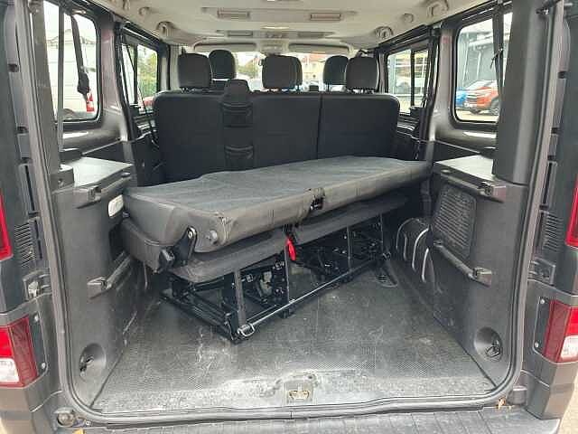 Nissan NV300 L1H1 2,7 dCi 145 - Comfort / Turboschaden