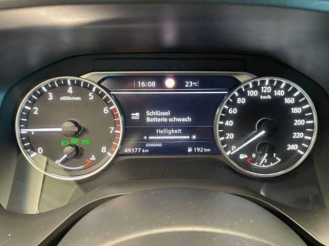 Nissan Qashqai 1.3 DIG-T Visia DAB LED Bluet. PDC AHK