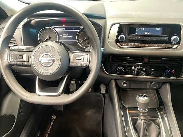 Nissan Qashqai 1.3 DIG-T Visia DAB LED Bluet. PDC AHK