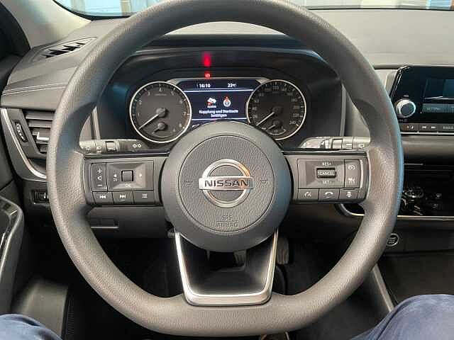 Nissan Qashqai 1.3 DIG-T Visia DAB LED Bluet. PDC AHK