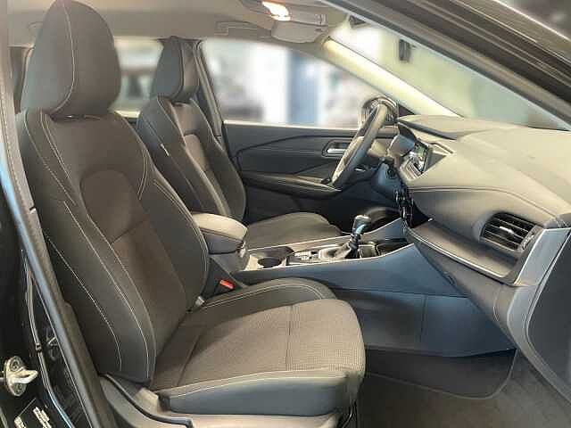 Nissan Qashqai 1.3 DIG-T Visia DAB LED Bluet. PDC AHK