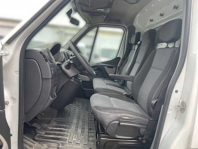 Nissan NV400 Kastenwagen 2.3 Schaltgetriebe - L1H1 2,8t PRO