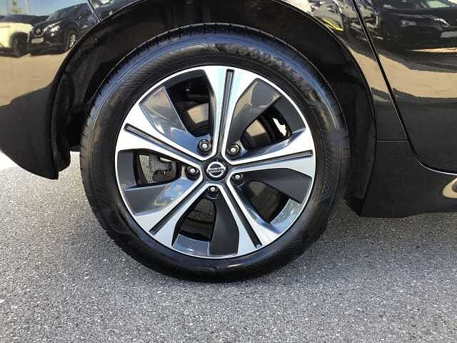 Nissan Leaf 40 kWh Automatik - N-Connecta - Navi, 360&deg;