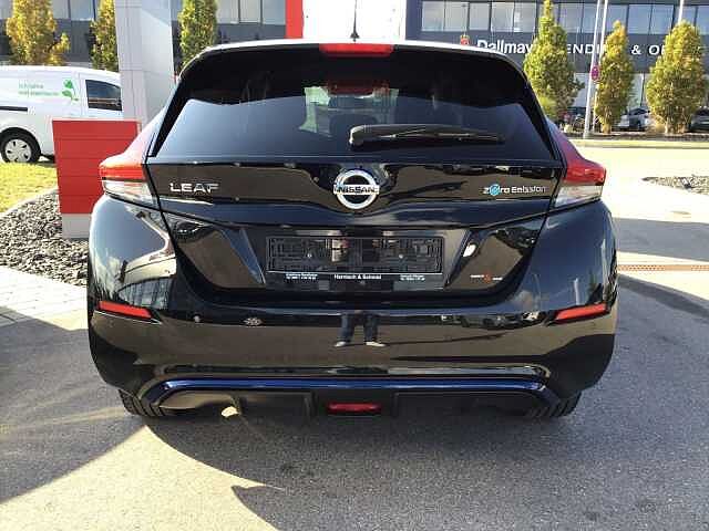 Nissan Leaf 40 kWh Automatik - N-Connecta - Navi, 360&deg;