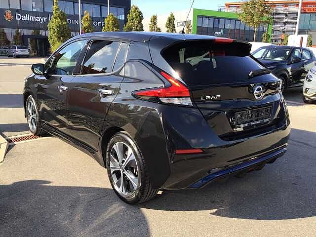 Nissan Leaf 40 kWh Automatik - N-Connecta - Navi, 360&deg;