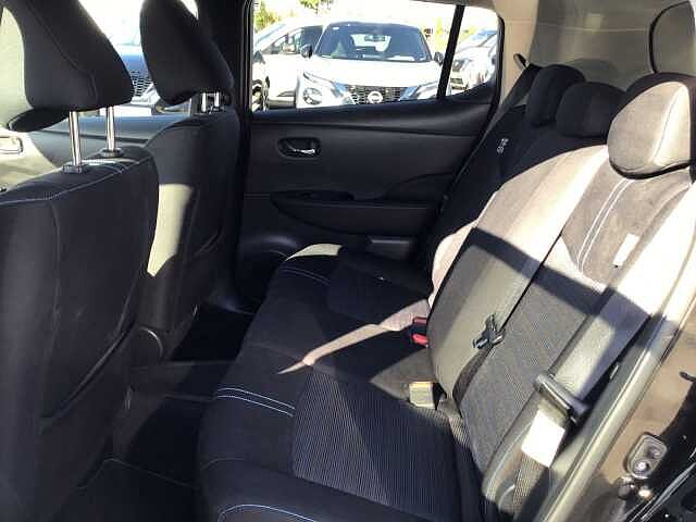 Nissan Leaf 40 kWh Automatik - N-Connecta - Navi, 360&deg;