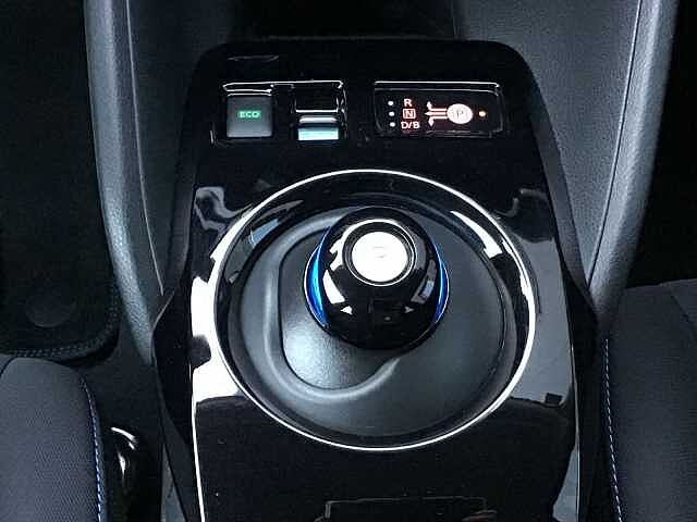 Nissan Leaf Acenta 40KW/h - Winterpaket, 360&deg;