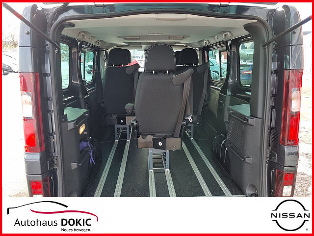 Nissan NV300 Kombi AT TEKNA MobiTEC Lightfloor 3Einzsitz Kombi AT TEKNA MobiTEC Lightfloor 3Einzsitz