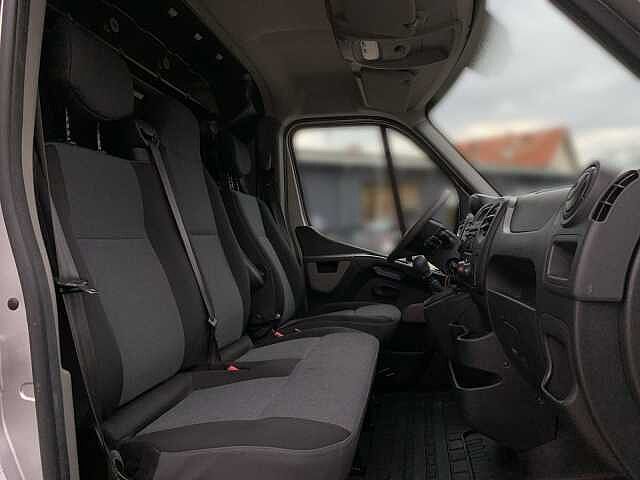 Nissan NV400 L2H2 FWD  - Pro L2H2 FWD  - Pro