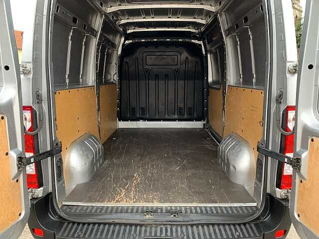 Nissan NV400 L2H2 FWD  - Pro L2H2 FWD  - Pro