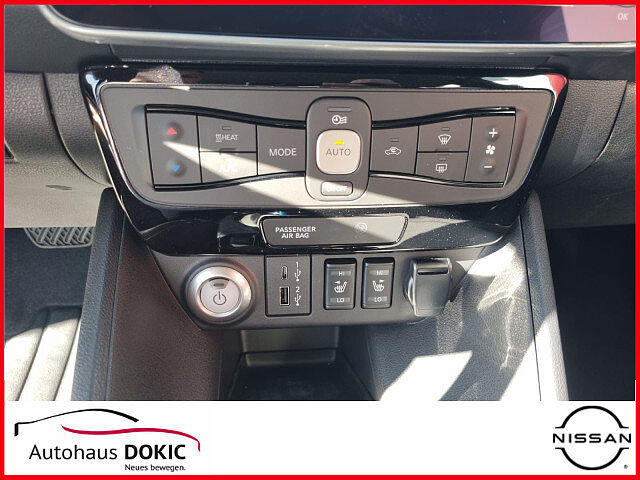 Nissan Leaf N-Connecta 150PS 39kWh Elektro AT Win LED N-Connecta 150PS 39kWh Elektro AT Win LED