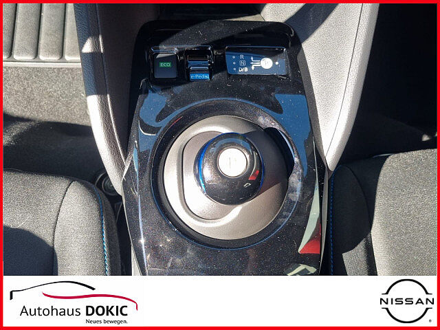 Nissan Leaf N-Connecta 150PS 39kWh Elektro AT Win LED N-Connecta 150PS 39kWh Elektro AT Win LED