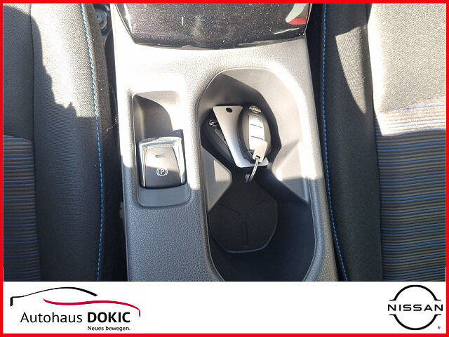 Nissan Leaf N-Connecta 150PS 39kWh Elektro AT Win LED N-Connecta 150PS 39kWh Elektro AT Win LED