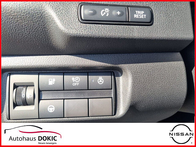 Nissan Leaf N-Connecta 150PS 39kWh Elektro AT Win LED N-Connecta 150PS 39kWh Elektro AT Win LED