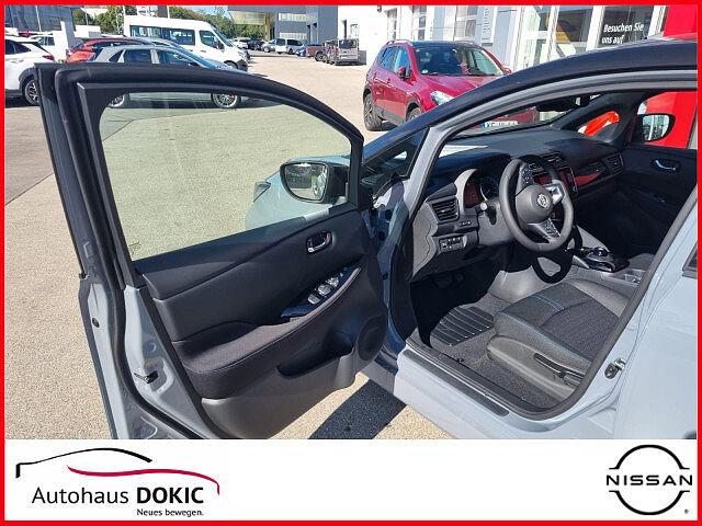 Nissan Leaf N-Connecta 150PS 39kWh Elektro AT Win LED N-Connecta 150PS 39kWh Elektro AT Win LED