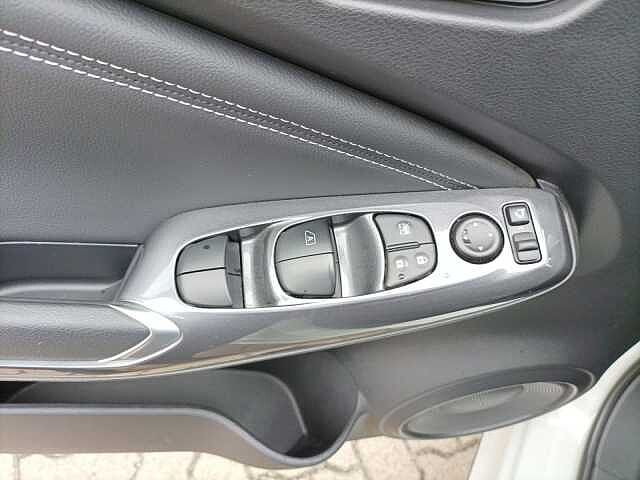 Nissan Juke N-Connecta, Winter-Paket, Navi N-CONNECTA