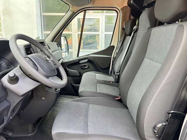 Nissan Interstar AHK KLIMA USB Tempomat