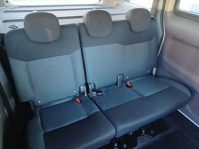 Nissan e-NV200 NISSAN e-NV200 (ME1) EVALIA-Optionspaket 5 Sitze Option: Winterpaket EVALIA 5 Sitze Winterpaket