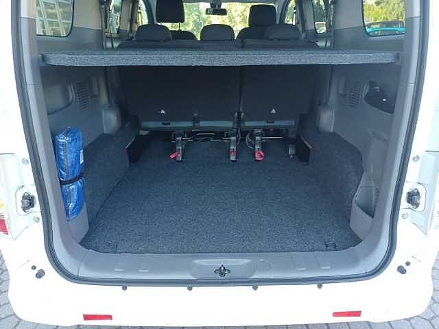 Nissan e-NV200 NISSAN e-NV200 (ME1) EVALIA-Optionspaket 5 Sitze Option: Winterpaket EVALIA 5 Sitze Winterpaket