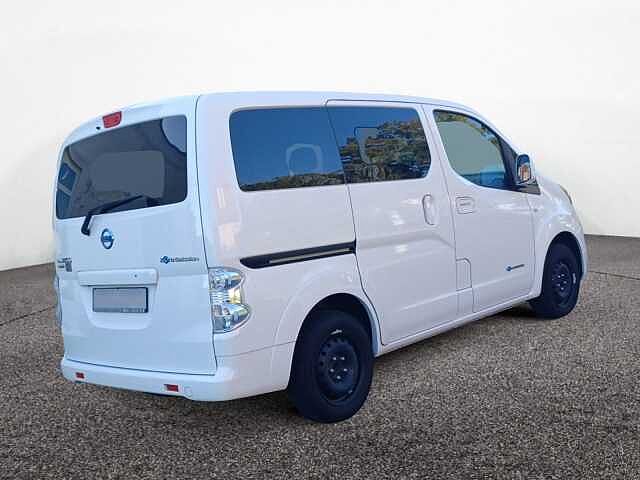 Nissan e-NV200 NISSAN e-NV200 (ME1) EVALIA-Optionspaket 5 Sitze Option: Winterpaket EVALIA 5 Sitze Winterpaket