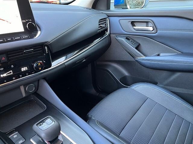 Nissan Qashqai N-Connecta MHEV, PANO, 360&deg;-Kam, SHZ