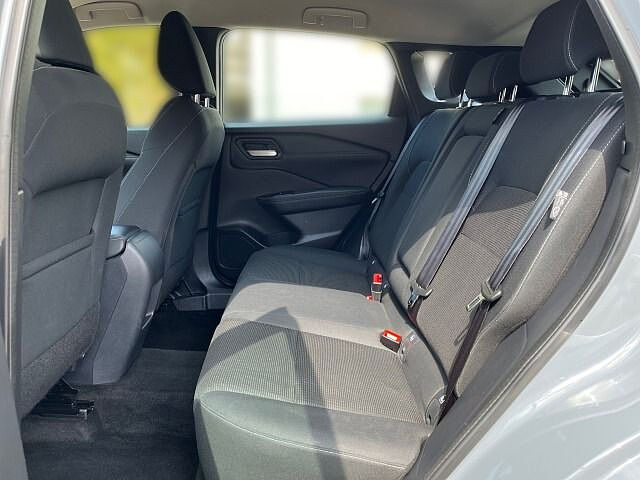 Nissan Qashqai 1.3 DIG-T Acenta 360 Grad Kamera Winter