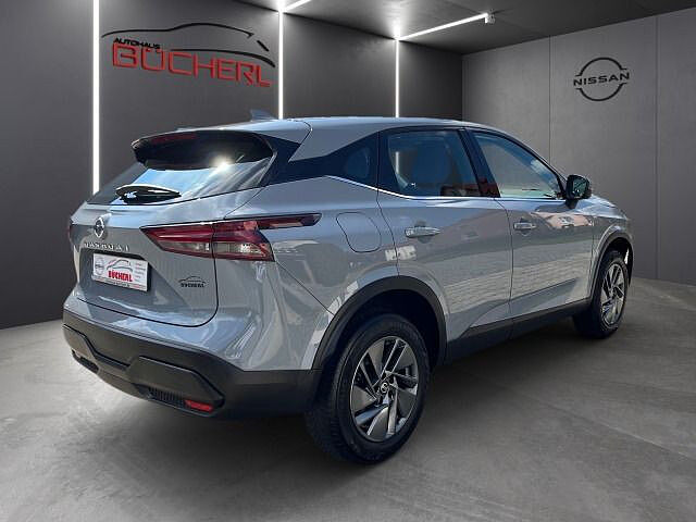 Nissan Qashqai 1.3 DIG-T Acenta 360 Grad Kamera Winter