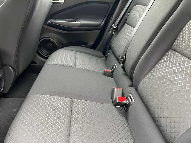 Nissan JUKE 1.0 114PS 6MT ACENTA  Navi Sitzheizung vorn Klimaautomatik Regensensor 1.0 114PS 6MT ACENTA  Navi Sitzheizung vorn Klimaautomatik Regensensor