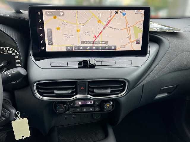 Nissan JUKE 1.0 114PS 6MT ACENTA  Navi Sitzheizung vorn Klimaautomatik Regensensor 1.0 114PS 6MT ACENTA  Navi Sitzheizung vorn Klimaautomatik Regensensor