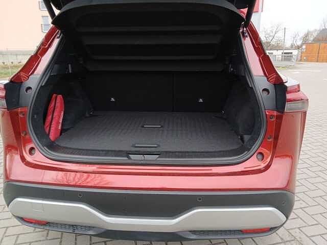 Nissan QASHQAI TEKNA+ AT 20&#039;&#039; 8-fach-bereift SHZ AVM TEKNA
