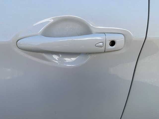 Nissan QASHQAI 1.6 DIG-T 6MT 4x2 NAVI 360&deg; PANO AHK SHZ N-CONNECTA