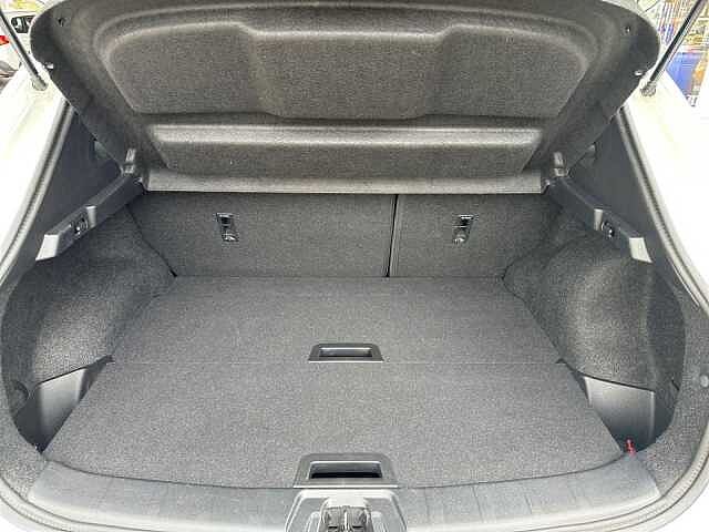 Nissan QASHQAI 1.6 DIG-T 6MT 4x2 NAVI 360&deg; PANO AHK SHZ N-CONNECTA